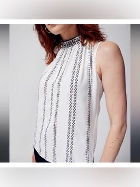 White House Black Market White Sleeveless Embroidered Tank